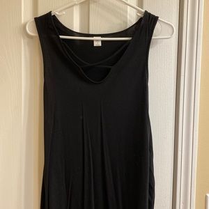 Old Navy black tank top with criss cross